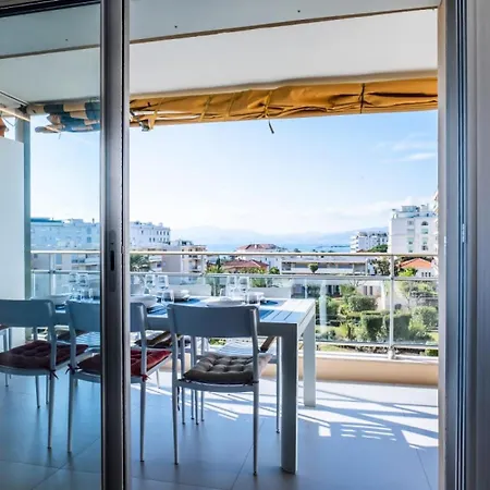 4 Pieces Vue Mer, Terrasse Et Parking - 4 Pieces Vue Mer, Terrasse Et Parking Mae-2573 * 戛纳